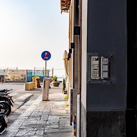 Via Niccolo Tommaseo 14 Lejlighed Napoli Eksteriør billede